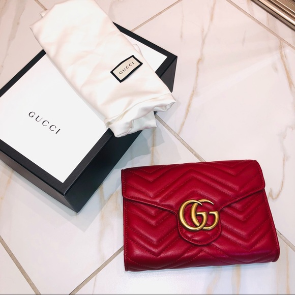 SOLD TO THE REALREAL* Gucci GG Marmont Chain Wallet bag - Picture 2 of 9